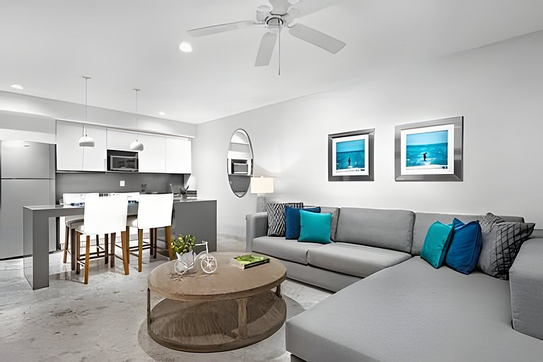 Luxury Anah Playa Spacious & Very Safe Apt