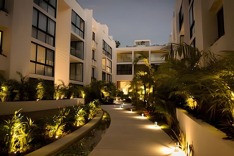 Luxury Anah Playa Spacious & Very Safe Apt