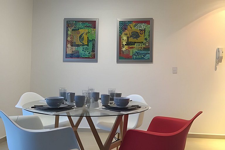 4 blocks from the ocean! Amazing 1bd / 1bth