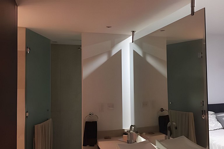 4 blocks from the ocean! Amazing 1bd / 1bth