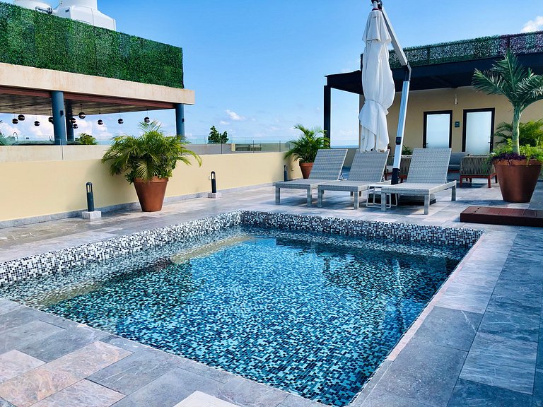 Jan 28to31 2/rooms SpecialDiscount 1 blockto ocean