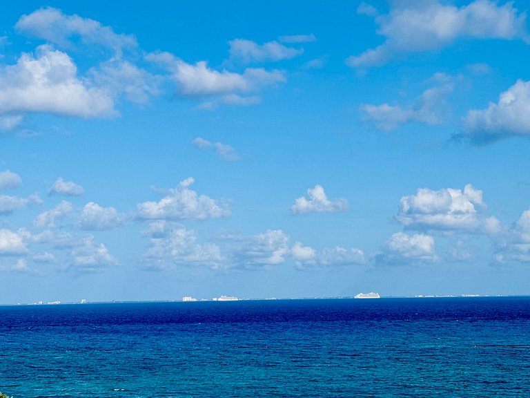 Jan 28to31 2/rooms SpecialDiscount 1 blockto ocean