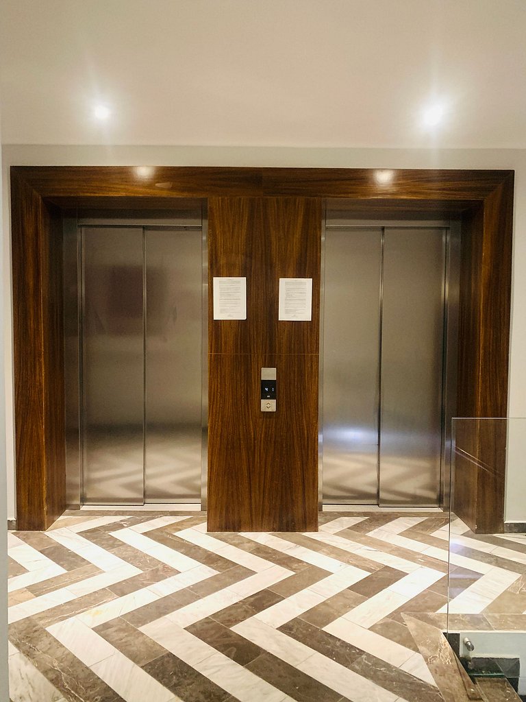 Jan 28to31 2/rooms SpecialDiscount 1 blockto ocean