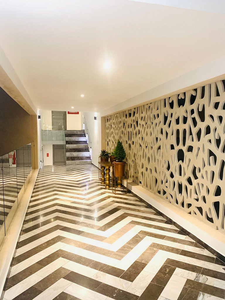 Jan 28to31 2/rooms SpecialDiscount 1 blockto ocean