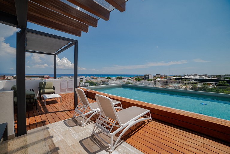 Sophisticated and Elegant Studio Steps from the Sea