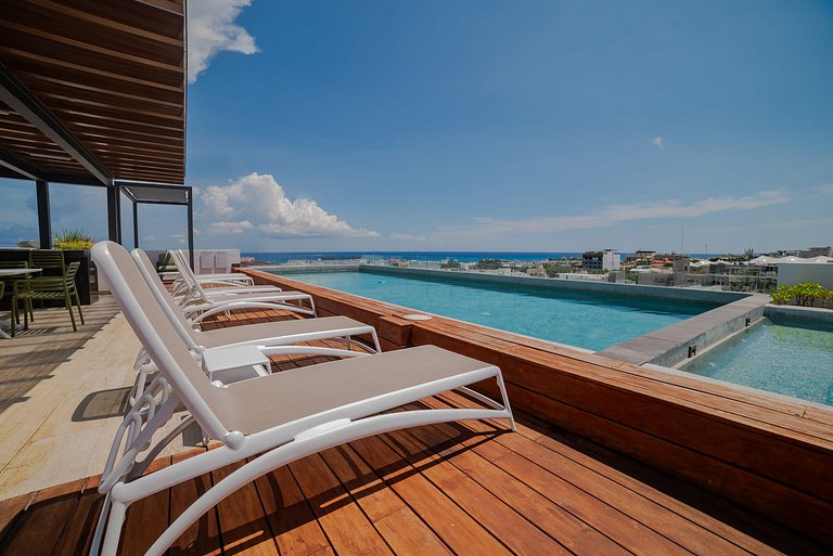 Sophisticated and Elegant Studio Steps from the Sea